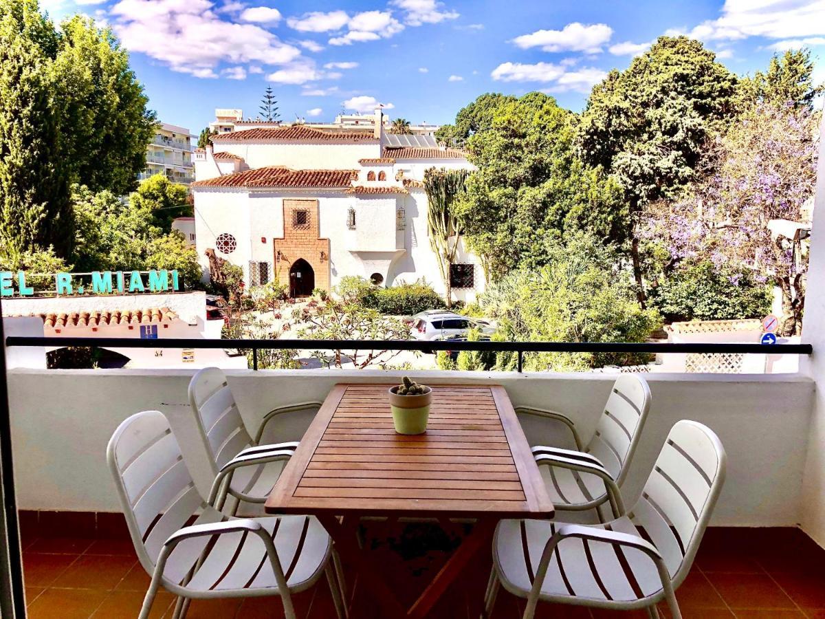 Inspiring Apartment In Carihuela Beach Torremolinos Extérieur photo